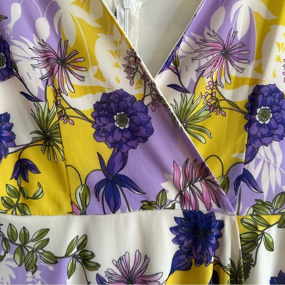 ROBERT LOUIS FLORAL DRESS - Picture 2 of 7